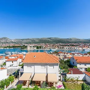 Guest house Carija, Trogir